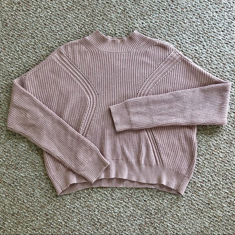 Kendall & Kylie blush sweater